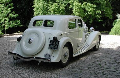 vintage-cars-weddings-stroud-gloucestershire-in-the-cotswolds-hire